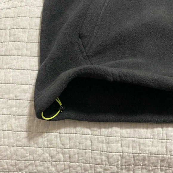 Alaskan HardGear by Duluth Trading Men's Fleece Hooded Black Full Zip Vest Large - Picture 9 of 9